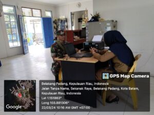 Ini Pesan Penting Babinsa Sekanak Raya saat Komsos dengan Sekretaris Kelurahan di Wilayah Binaan