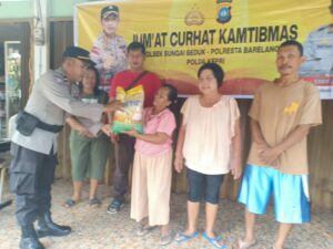 Polsek Sungai Beduk Gelar Jumat Curhat Kamtibmas dan Bansos, Tampung Aspirasi Masyarakat