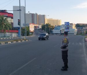 Polsek Lubuk Baja Rutin Lakukan Strong Poin Pagi di Wilayah Hukum Lubuk Baja kota Batam