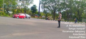 Polsek Sekupang Gelar Strong Point di Sekupang