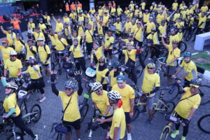 Jelajah Sehat Kota Semarang Bersama Santika Indonesia Hotels dan Resort dalam Family Fun Bike