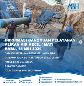 Penyambungan Pipa di Depan Perumahan Jolin De Park Dapur 12 Sagulung