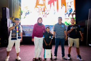 Rani Rafitriyani Hadiri Nobar Final BRI Liga 1 Persib Bandung vs Madura United