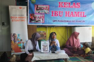 Rumah Zakat dan Puskesmas Gelar Kelas Ibu Hamil dan Pemberian PMT Balita Stunting di Desa Berdaya Kampung Sukadamai