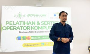Alumni Polbat Gelar Pelatihan Digitalisasi dan Sertifikasi Gratis bagi Operator Komputer Muda