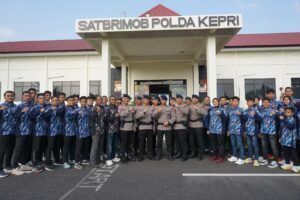  33 Karateka Satbrimobda Polda Kepri Siap Berlaga di Kejurnas Karate Piala Kapolri 