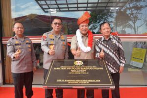 Kapolda dan Ketum PP Polri Resmikan Gedung Baru PP Polri Daerah Kepri