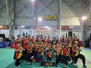 Tim Silat Sat Brimobda Polda Kepri Raih Juara Umum dalam Kejuaraan Pencak Silat HUT Penerbangan TNI AL
