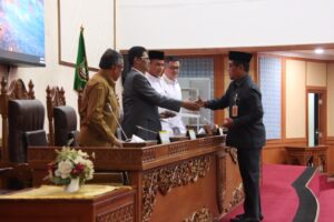 Tunggu Fasilitasi oleh Plt Gubkepri, DPRD Kota Batam Tambah Waktu Pembahasan Tatib