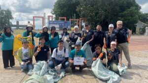 HARRIS Barelang Batam Ikut Serta dalam Aksi Bersih-Bersih Bersama Free The Sea di Jembatan 1 Barelang untuk Memperingati Hari Bumi 2025
