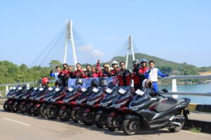 Rasakan Sensasi Berkendara New Honda PCX160 RoadSync Menuju Titik Nol