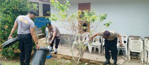 Sambut HUT Bhayangkara ke-79, Polsek Galang Gelar Gotong Royong di Gereja Ignatius Loyola