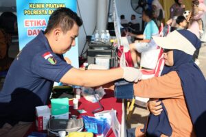 Polda Kepri Gelar Car Free Day dan Pelayanan Publik Peringati Hari Bhayangkara ke-79