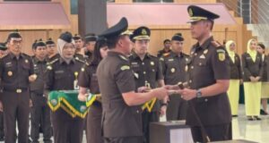 I Wayan Wiradarma Resmi Gantikan I Ketut Kasna Dedi sebagai Kajari Batam