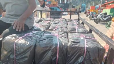 Digerebek! Ribuan Kaleng Mikol Ilegal Diselundupkan ke Anambas, Polisi dan Bea Cukai Turun Tangan!