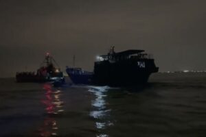 Bakamla RI Selamatkan Kapal Nelayan Mati Mesin di Perairan Batam, Awak Kapal Dipastikan Selamat!