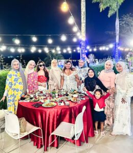 Harris Resort Waterfront Batam Resmi Hadirkan Hawaiian BBQ Party, Sensasi Kuliner Tropis Setiap Sabtu Malam