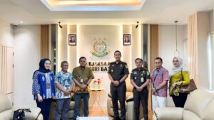 Pegadaian Kanwil II Pekanbaru Jalin Silaturahmi dan Perkuat Sinergi Hukum dengan Kejari Batam