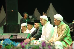 Kapolresta Barelang Hadiri Batam Bersholawat Az-Zahir, Ribuan Jamaah Padati Lapangan