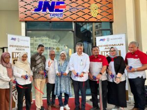 JNE Resmi Buka Sales Counter di Ibu Kota Nusantara, Tanam 1.000 Pohon Dukung Kota Hutan Berkelanjutan