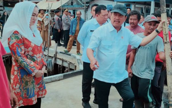Menteri KKP Tinjau Calon Kampung Nelayan Merah Putih di Kepri: Siap Ubah Hidup Nelayan Jadi Lebih Sejahtera!