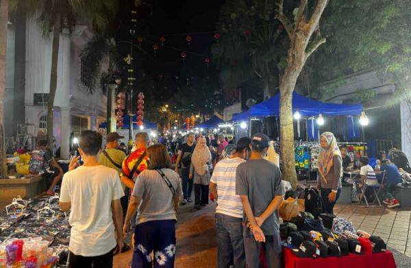 7 Surga Belanja di Johor Bahru yang Bikin Dompet Gatal, Shopaholic Indonesia Wajib ke Sini!