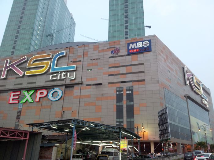 7 Surga Belanja di Johor Bahru yang Bikin Dompet Gatal, Shopaholic Indonesia Wajib ke Sini!
