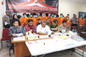 Polisi dan Bea Cukai Batam Bongkar 24 Kasus Narkoba, Amankan 37 Tersangka & Puluhan Kg Sabu!