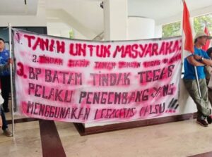 Ratusan Warga Kampung Gentawa Indah Demo BP Batam, Tuntut Mafia Tanah Ditindak Tegas!