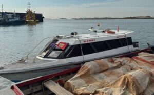Bea Cukai Batam Gagalkan Penyelundupan Besar Lewat Laut, Speed Boat Penuh Muatan Ilegal Disita di Tanjung Sauh