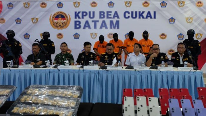 Bea Cukai Batam Gagalkan Penyelundupan Narkoba, Emas, dan iPhone Senilai Miliaran dalam Sepekan