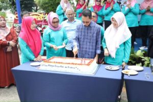 HUT ke-21 RSUD Embung Fatimah, Amsakar: Saatnya Tingkatkan Kualitas dan Kepuasan Pasien!