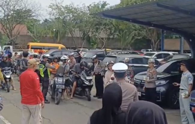 Razia Gabungan di Batam! Puluhan Kendaraan Terjaring, Ada yang Mati Pajak dan Tak Punya SIM!