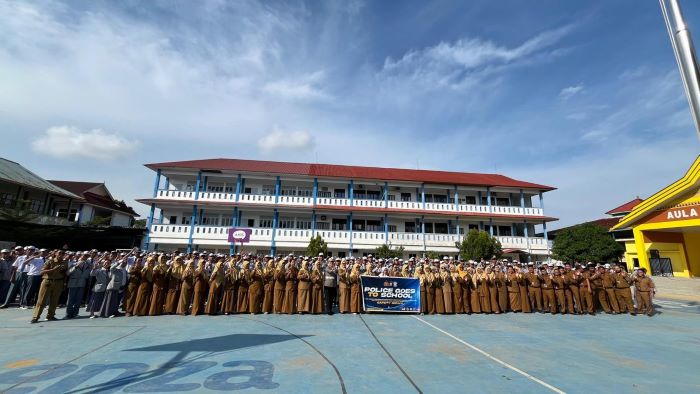 Satlantas Polresta Barelang Masuk Sekolah: SMA Negeri 3 Batam Dapat Edukasi Keselamatan Lalu Lintas
