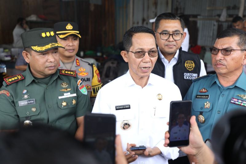 Amsakar Zoom dengan Menteri Amran dari Pelabuhan Batam