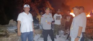 Kebakaran Landa Area Pembuangan Sampah di Sekupang, Asap Hitam Membumbung di Langit Batam