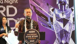 Kepala BP Batam Amsakar Raih” Inspiring Professional dan Leadership Award 2025