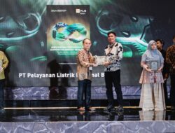 PLN Batam Raih Penghargaan Terbaik untuk Pengungkapan Human Capital di ASRRAT 2025