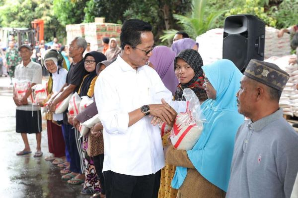 Stabilkan Harga & Jaga Daya Beli, Pemko Batam Luncurkan Pasar Murah Natal 2025 di 12 Kecamatan