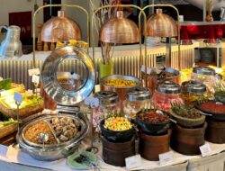 HARRIS Batam Center dan HARRIS Resort Waterfront Hadirkan “Iftar Delights” Ramadan 1447 H dengan Sajian Nusantara