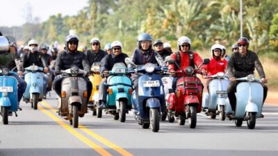 March of the Mods 2026 Panaskan Batam, Amsakar Achmad Turun Langsung Bersama Komunitas Vespa