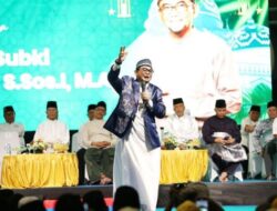 Ribuan Jemaah Hadiri Isra Mikraj di Batam, Amsakar: Fondasi Kota Religius Kian Kuat