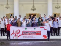 Batam Tunjukkan Solidaritas! Rp4,5 Miliar Digelontorkan untuk Korban Bencana Sumbar, Gubernur Mahyeldi Terharu