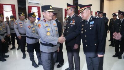 Ratusan Polisi Polda Kepri Terima Satyalancana Pengabdian 2026, Ini Pesan Wakapolda Brigjen Anom Wibowo!