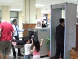 Antrean Panjang Diakali! Bandara Hang Nadim Batam Ubah Meja X-Ray, Kapasitas Penumpang Langsung Naik