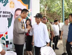 Utama Group Salurkan 3.800 Paket Sembako untuk Warga Batam