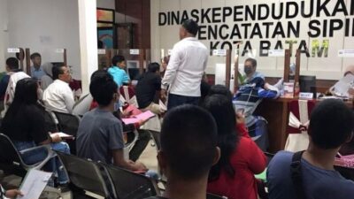 Meski WFA, Pelayanan Disdukcapil Batam Tetap Normal, Warga Tetap Dilayani Maksimal