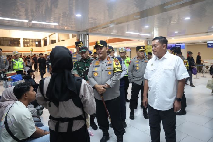 Arus Mudik Membludak, Kapolda Kepri Pastikan Semua Sistem di Bandara Aman