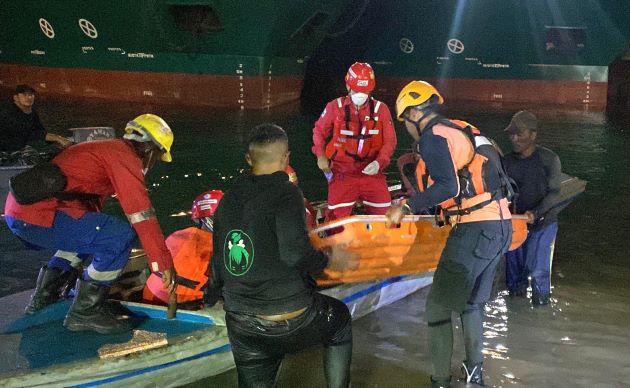 Mukjizat di Laut Batam! Kru Tugboat Mega Bertahan 38 Jam di Kapal Terbalik, Ditemukan Masih Hidup