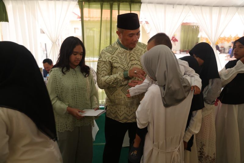 Dari Sholat Id ke Santunan, Beginilah Cara Polda Kepri Rayakan Lebaran 2026